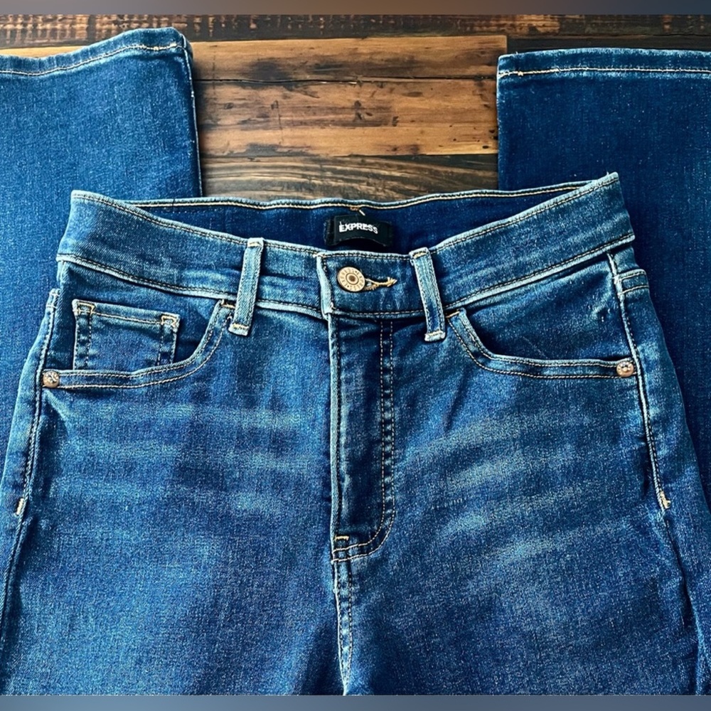 NWOT EXPRESS High rise boot jeans - medium blue - size 2R